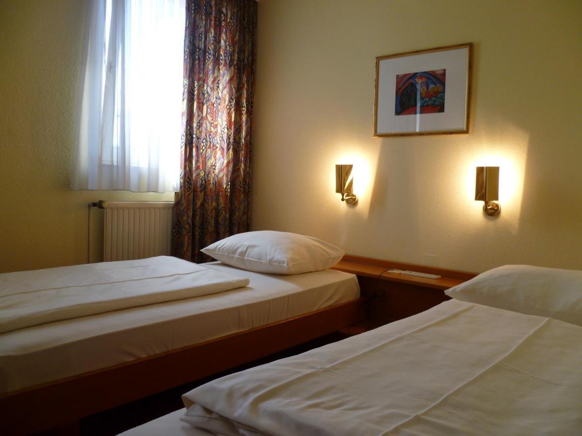 Hotel Mondial - Dusseldorf — Photos 2